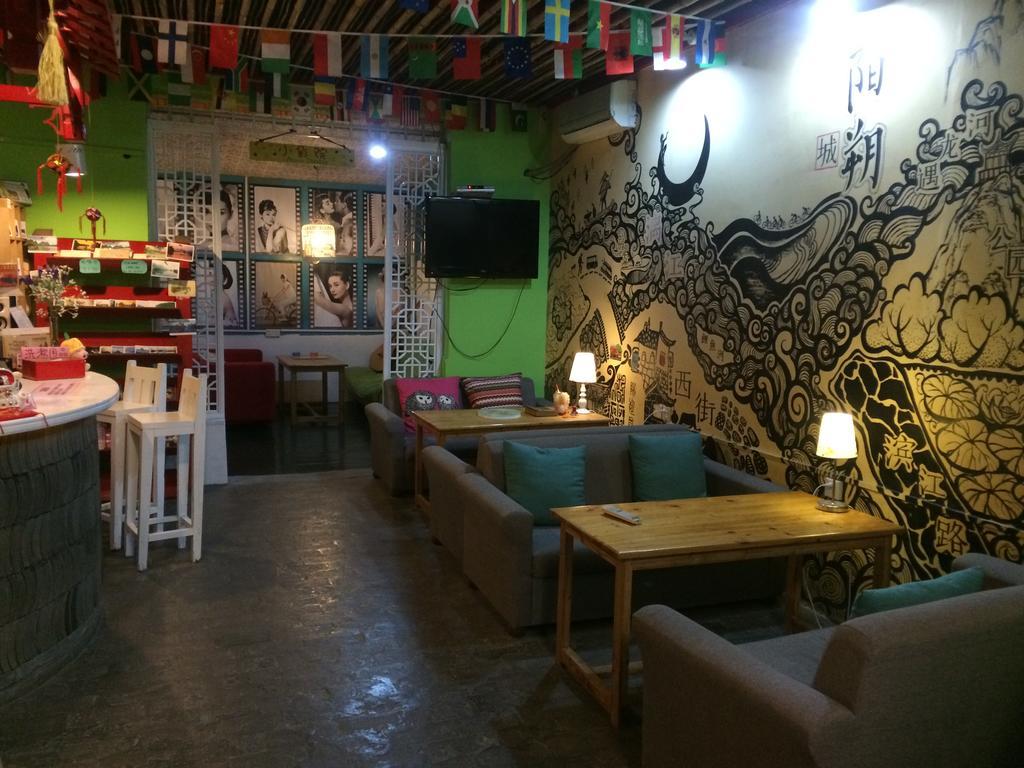 Yangshuo How Flowers Hostel Bagian luar foto