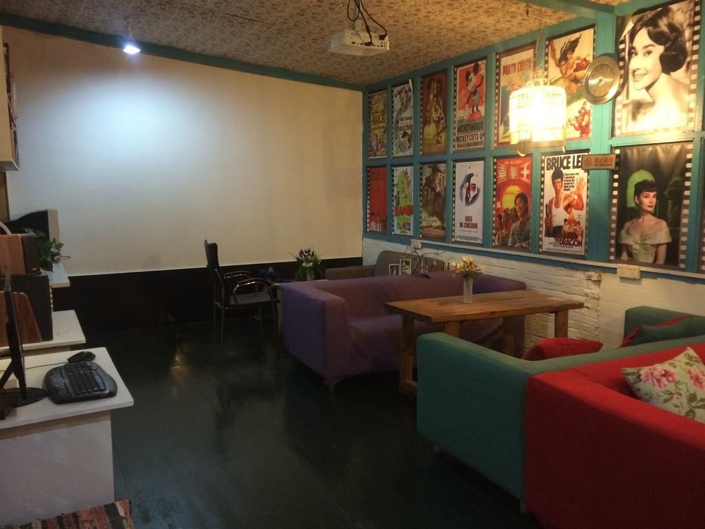 Yangshuo How Flowers Hostel Bagian luar foto