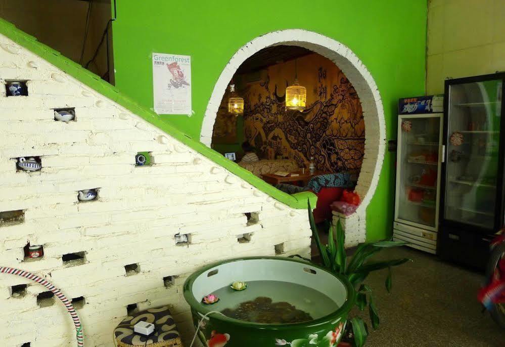 Yangshuo How Flowers Hostel Bagian luar foto
